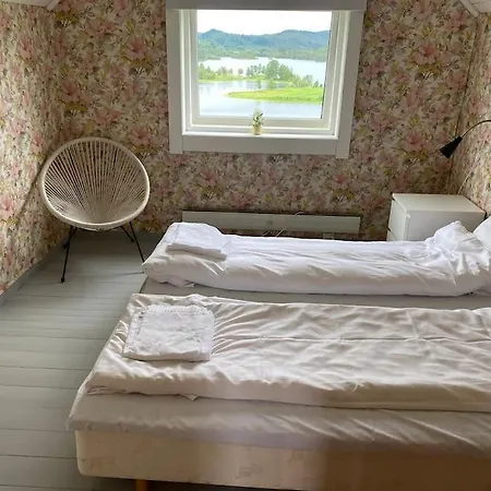 I Landlige Omrade Med Nydelig Utsikt
